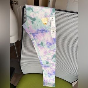 3/$15 NWT Girls tie dye leggings